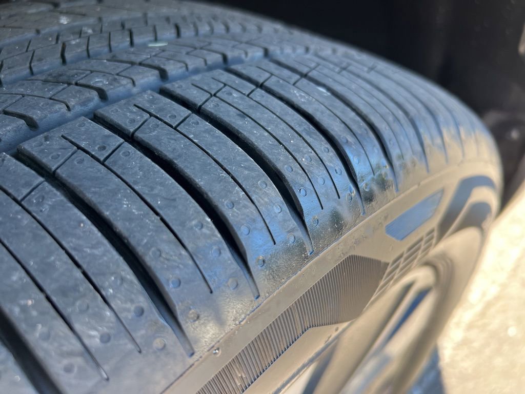 New 2026 Volkswagen Atlas Cross Sport SE image 8