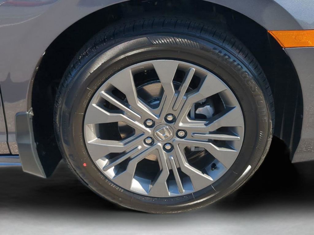 New 2026 Honda Odyssey Touring image 28