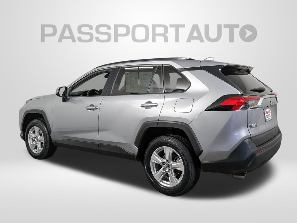 Used 2021 Toyota RAV4 XLE w/ Convenience Package video 3