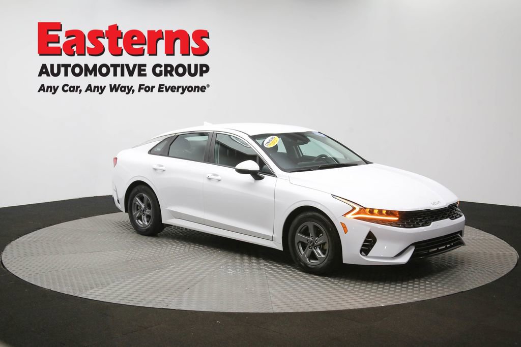 Used 2023 Kia K5 LXS image 45