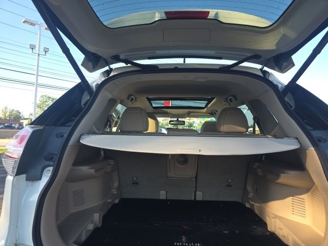Certified 2016 Nissan Rogue SL w/ SL Premium Package AWD/4WD image 18