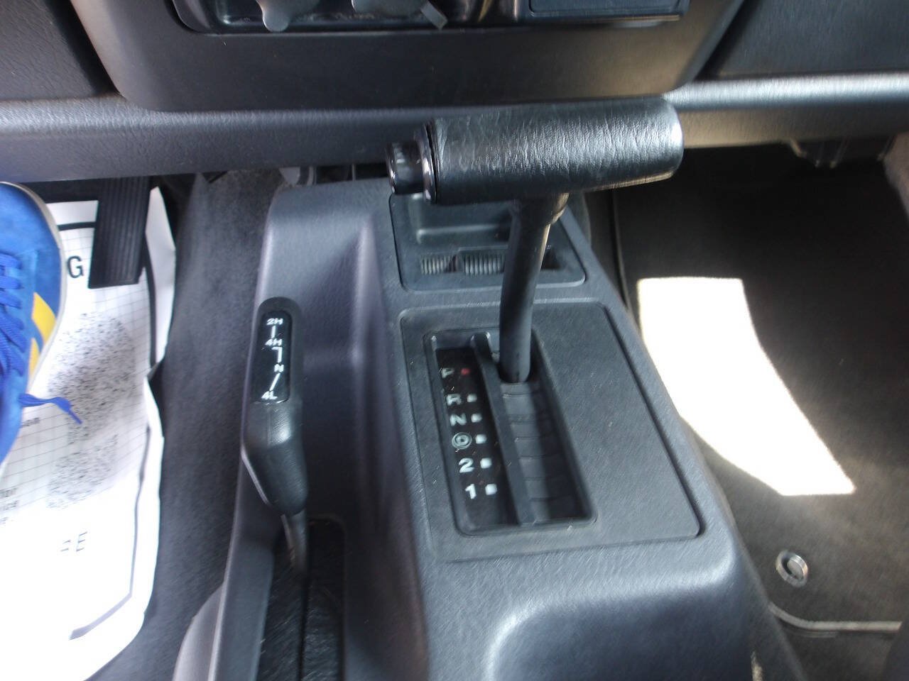 Used 2004 Jeep Wrangler 4WD image 16