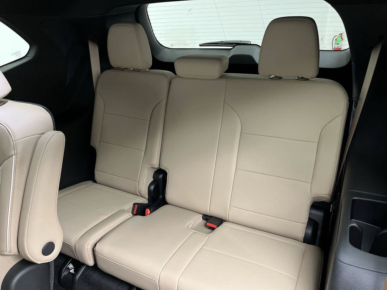 Used 2026 Buick Enclave Preferred w/ LPO, Floor Liner Package AWD/4WD image 13