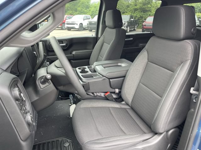 New 2026 Chevrolet Silverado 2500 Custom w/ Custom Value Package AWD/4WD image 11