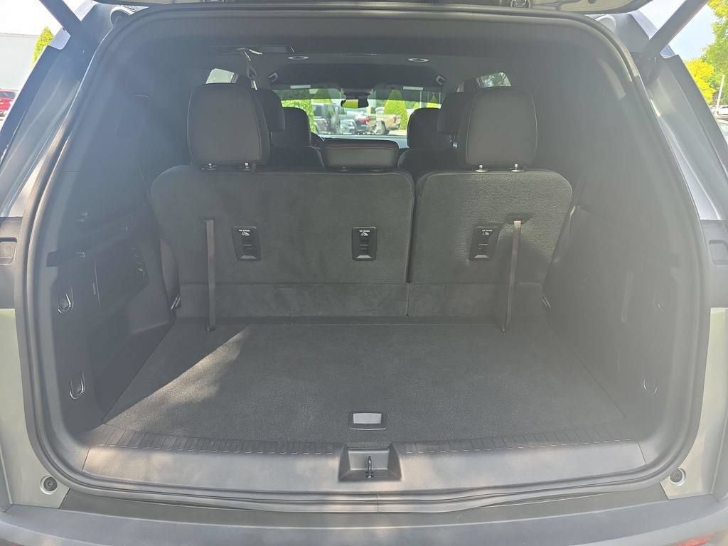 Used 2025 Chevrolet Traverse Z71 w/ Driver Confidence Package AWD/4WD image 35