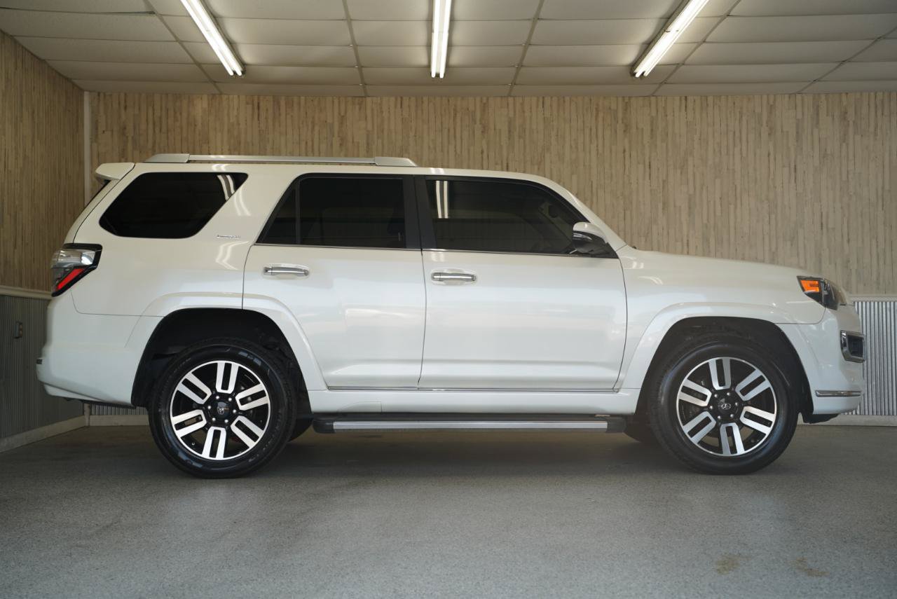 Used 2016 Toyota 4Runner Limited AWD/4WD image 6
