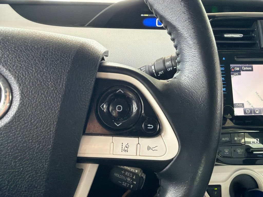 Used 2016 Toyota Prius Three Touring FWD image 28