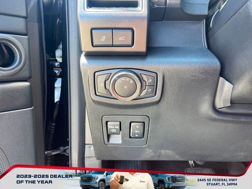 Used 2021 Ford Expedition Max Limited image 27