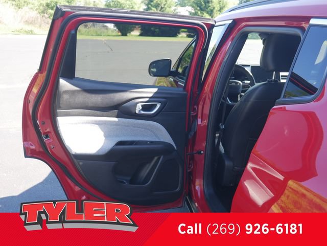 Used 2024 Jeep Compass Latitude AWD/4WD image 18