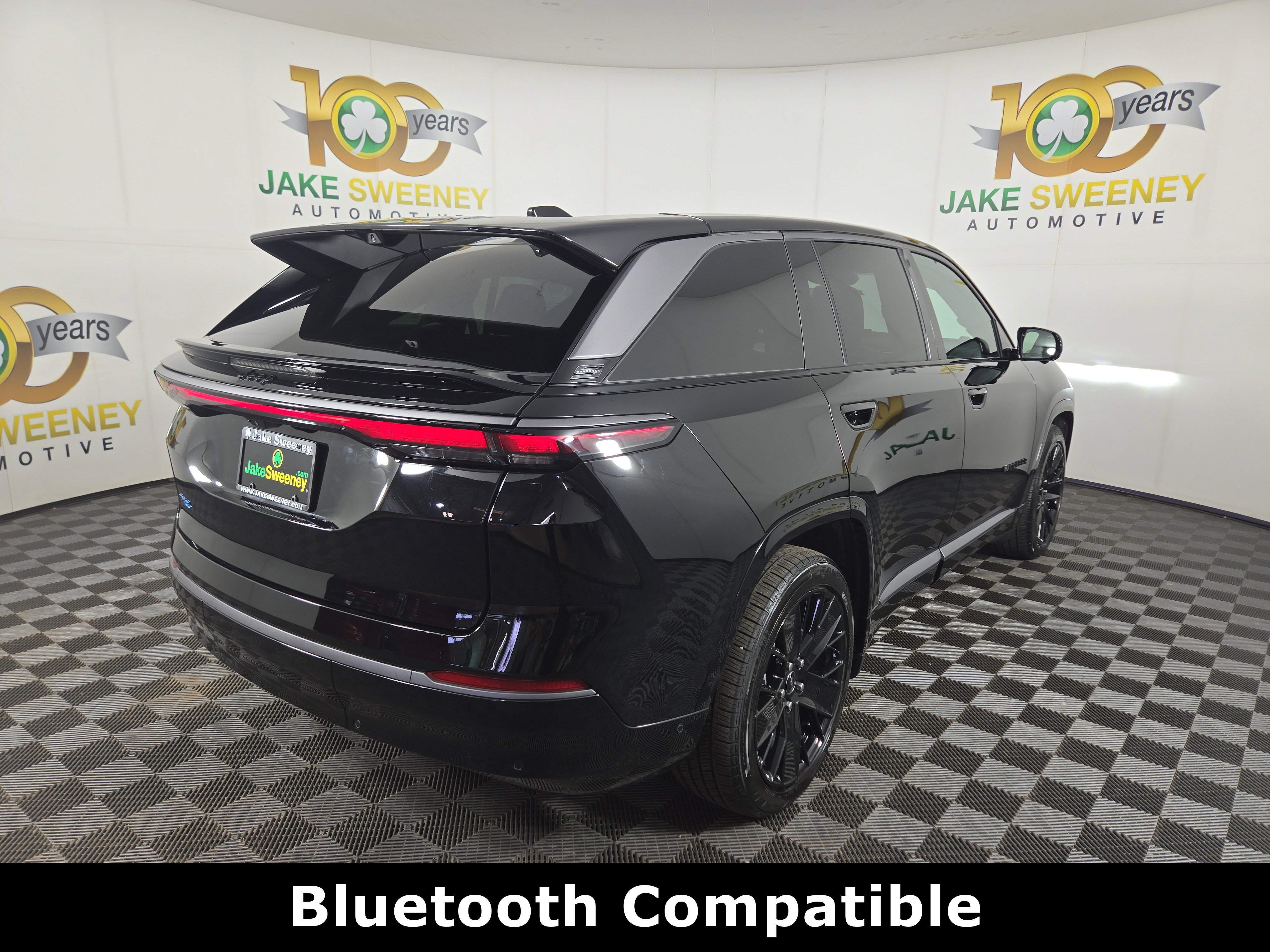 Used 2024 Jeep Wagoneer Launch Edition image 9