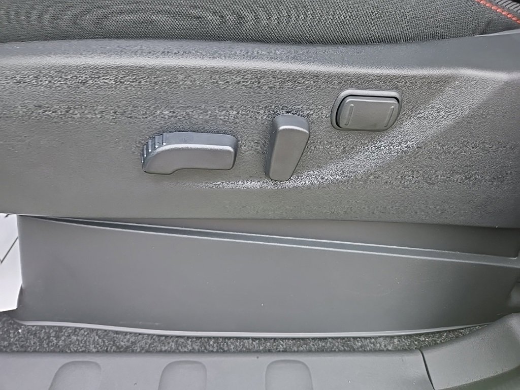 New 2026 Nissan Frontier PRO-4X w/ Pro-4x Convenience Package image 10