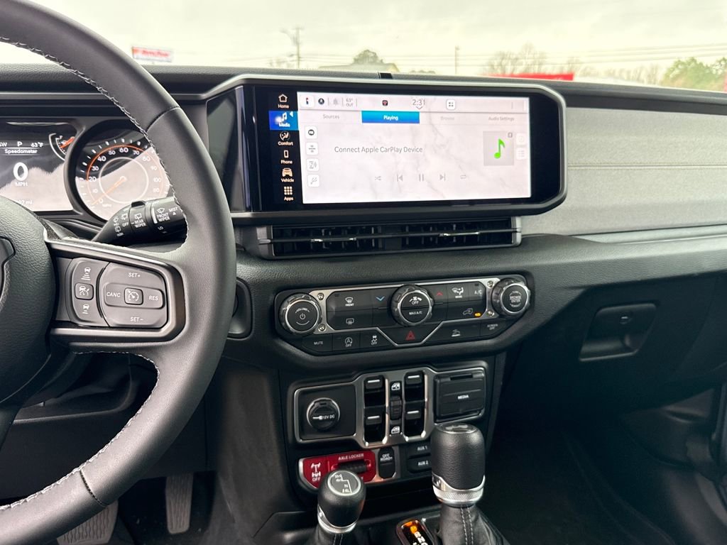 Used 2025 Jeep Wrangler Willys image 22