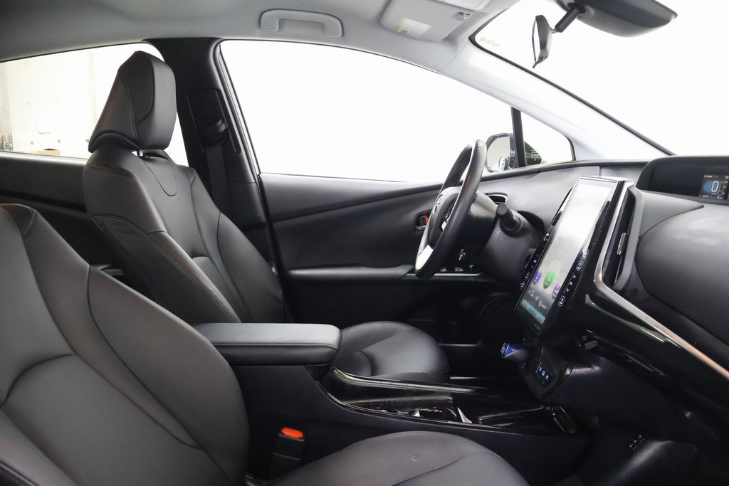 Used 2018 Toyota Prius Prime Premium image 21