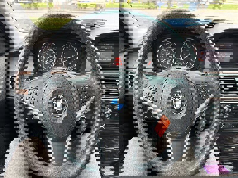 Used 2009 BMW 535i 535i image 40