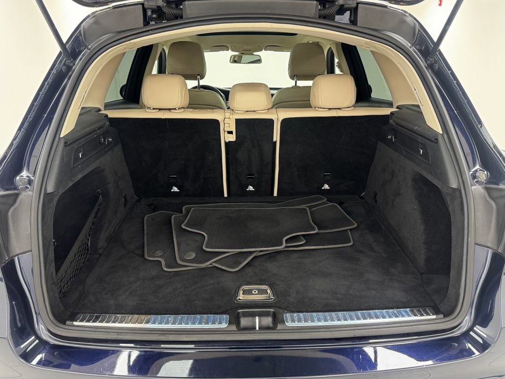 Used 2018 Mercedes-Benz GLC 300 4MATIC image 38