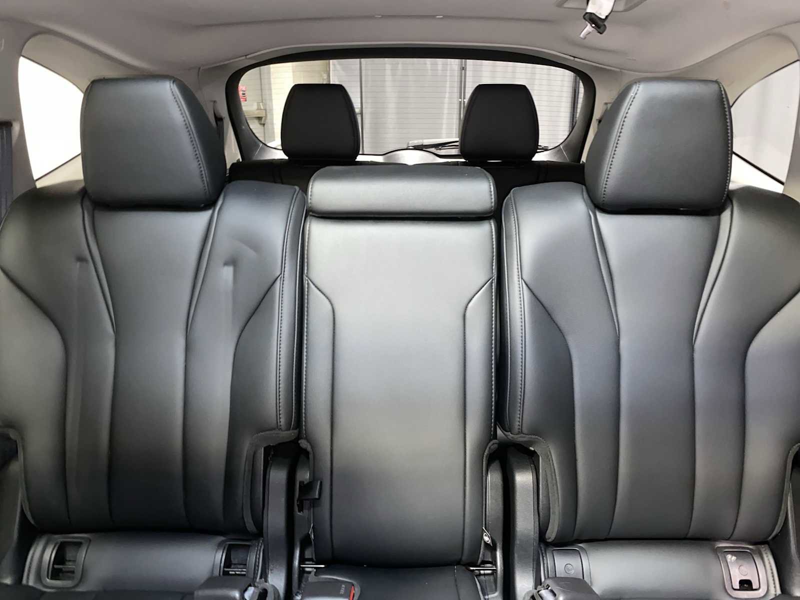 Used 2023 Acura MDX image 22