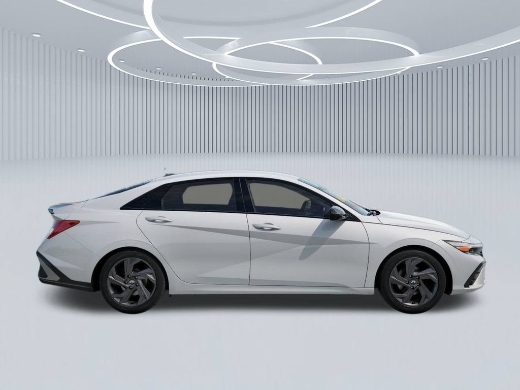 New 2026 Hyundai Elantra Sport FWD image 7