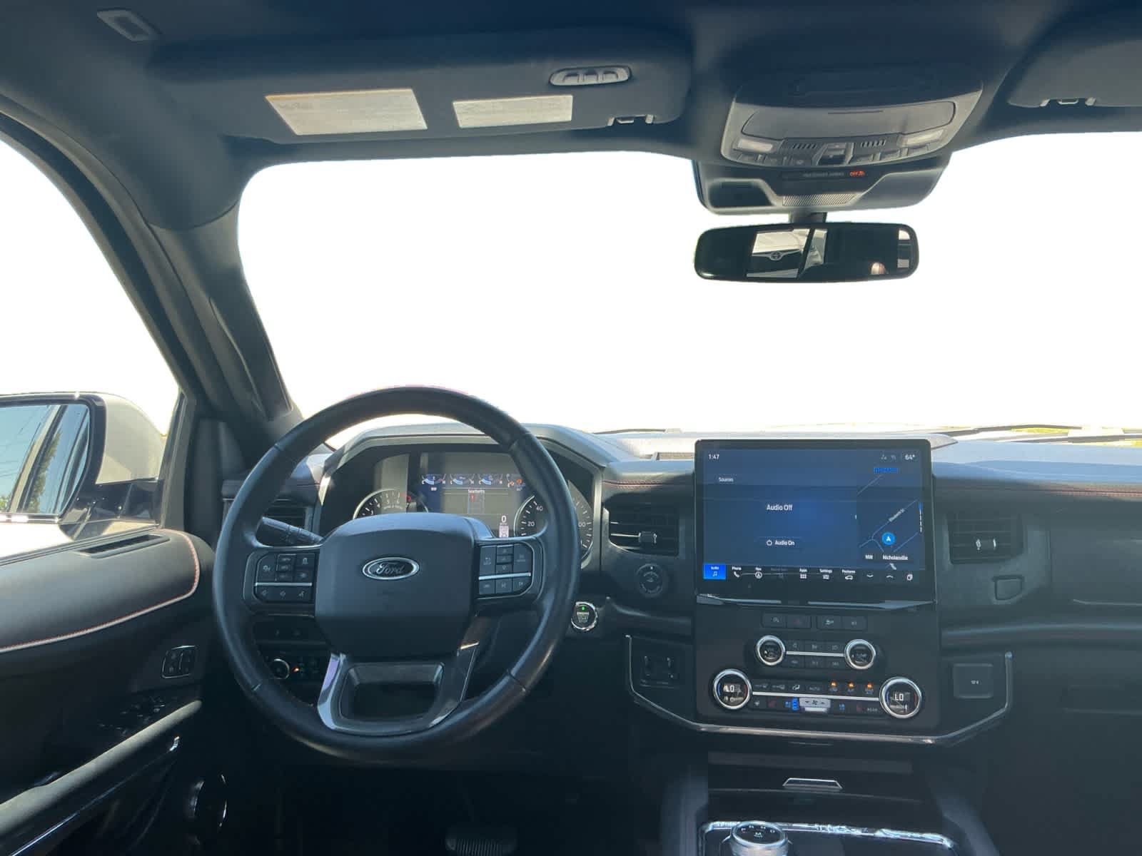 Used 2023 Ford Expedition Limited AWD/4WD image 10