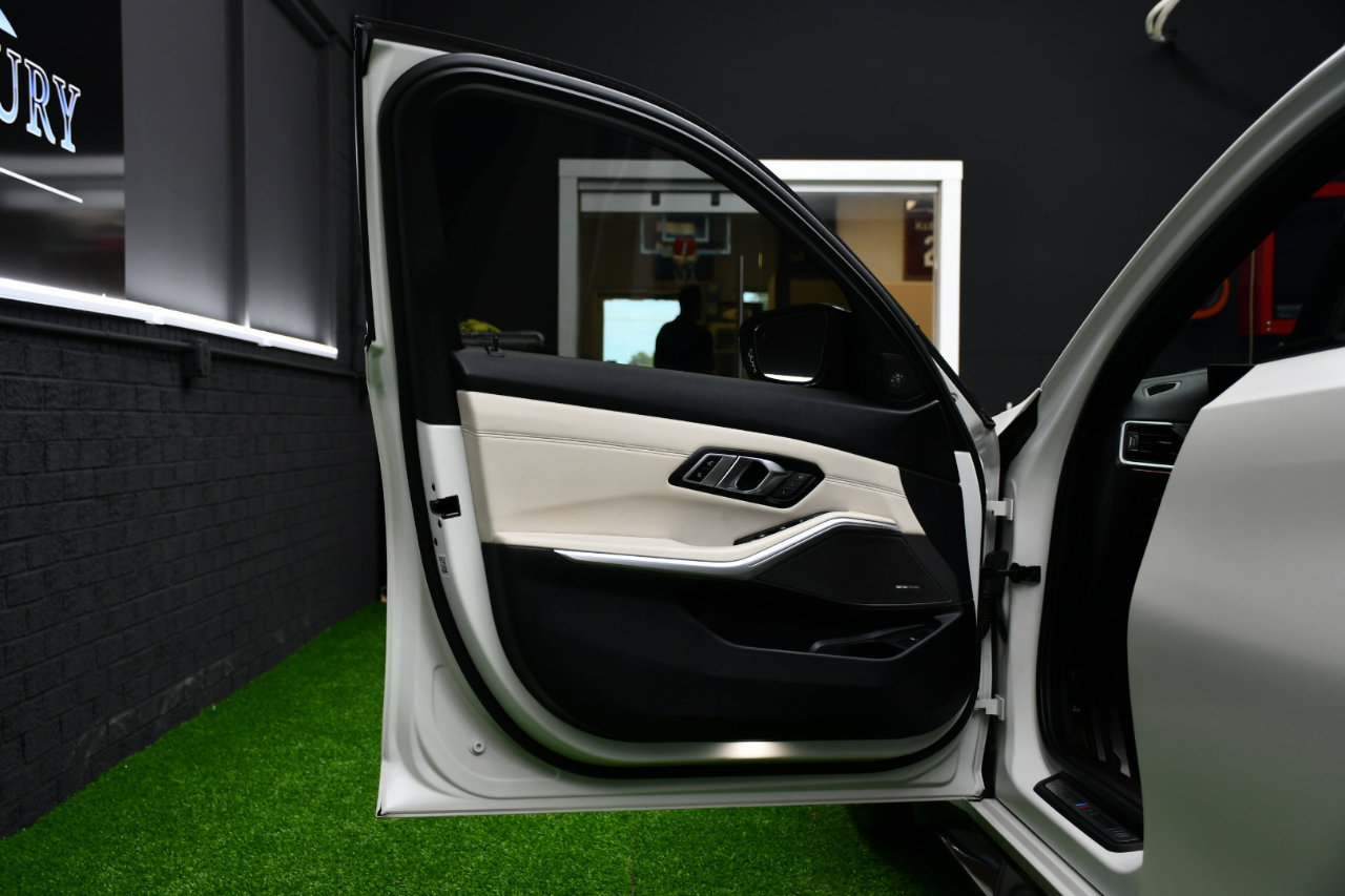 Used 2023 BMW M3 w/ Executive Package image 23