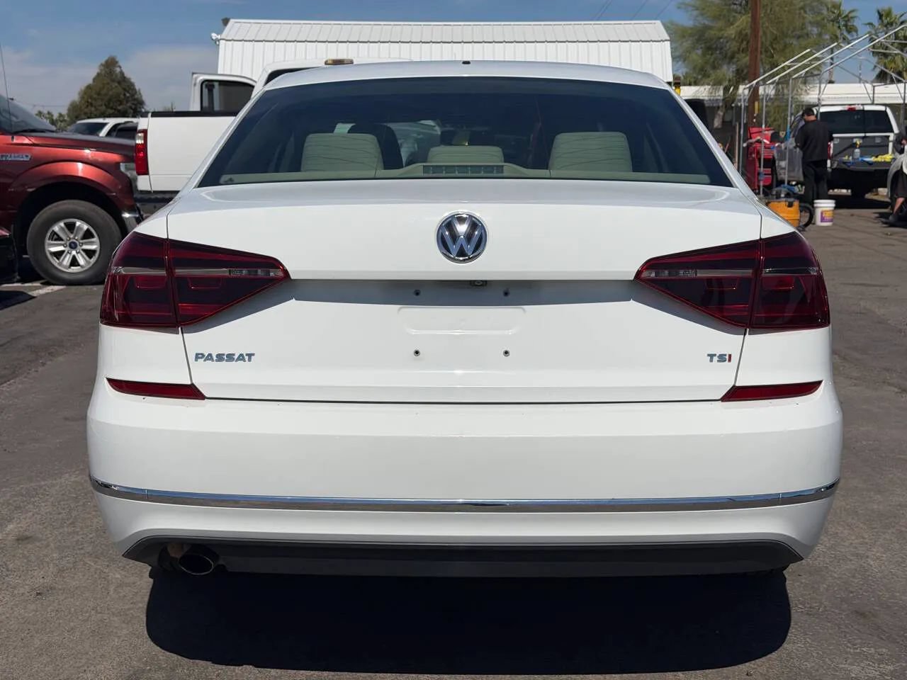 Used 2018 Volkswagen Passat 2.0T S FWD image 8