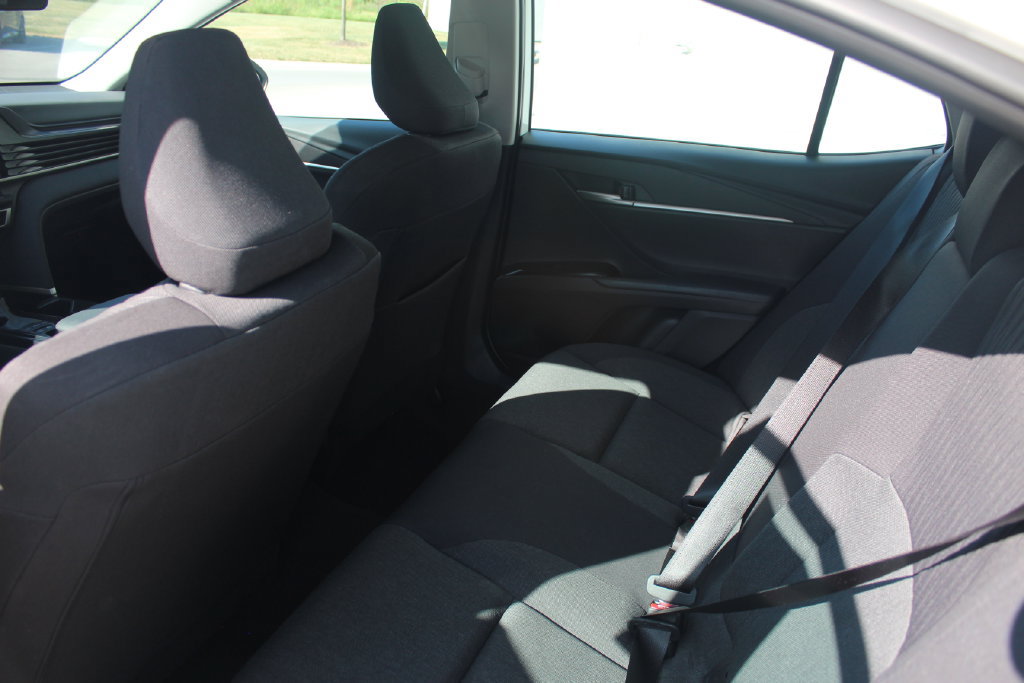 Used 2025 Toyota Camry LE FWD image 28