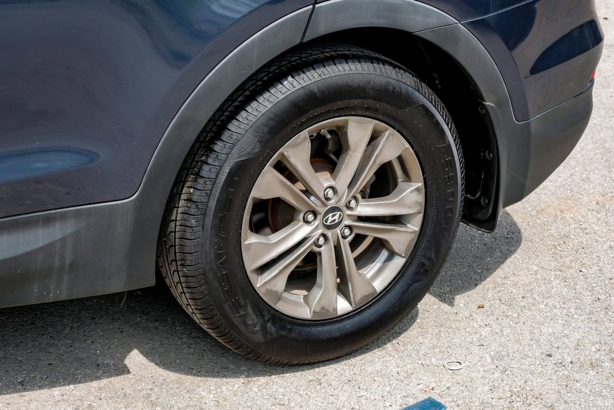 Used 2014 Hyundai Santa Fe Sport w/ Popular Equipment Package 02 image 60