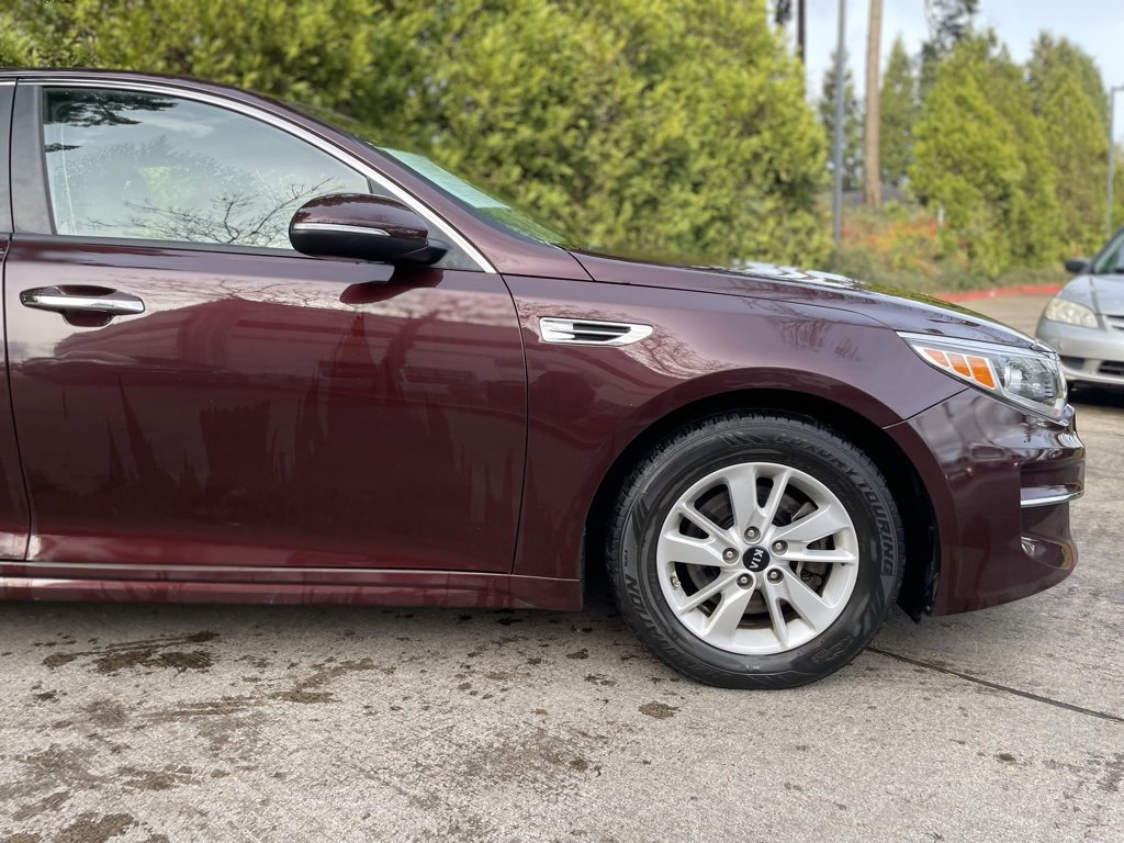 Used 2016 Kia Optima LX w/ LX Convenience Package image 2