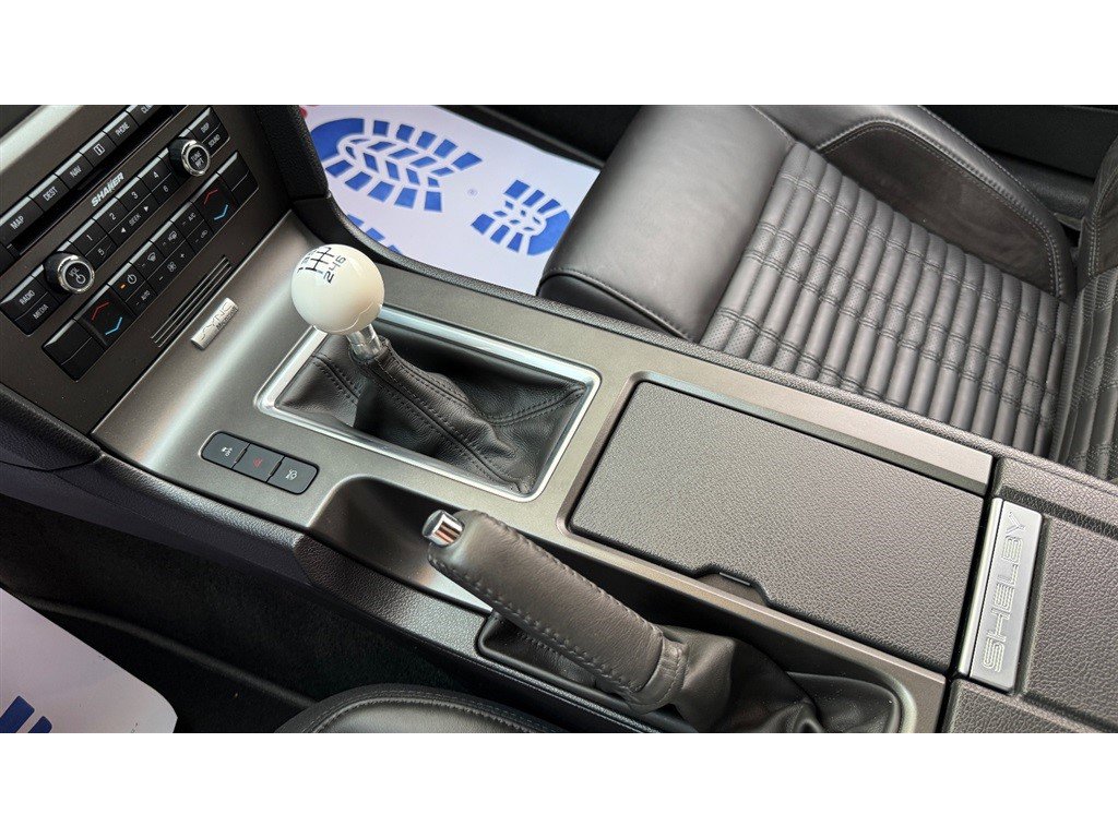 Used 2013 Ford Mustang Shelby GT500 RWD image 61