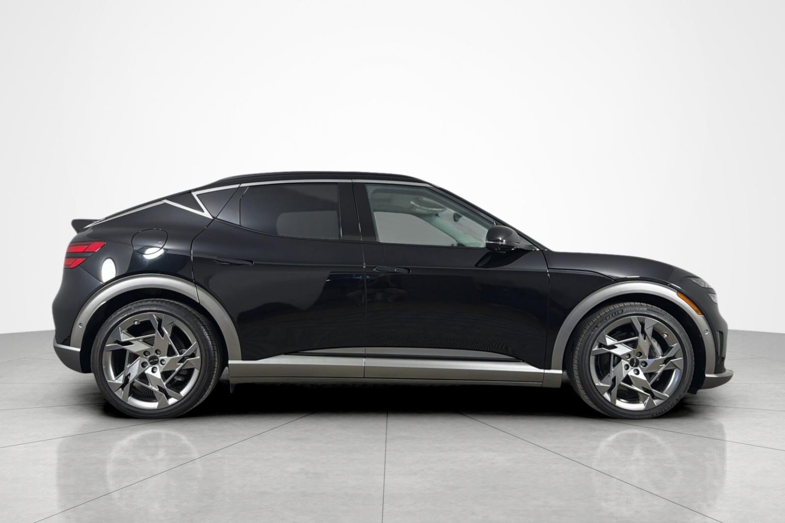 Used 2023 Genesis GV60 Performance AWD/4WD image 6