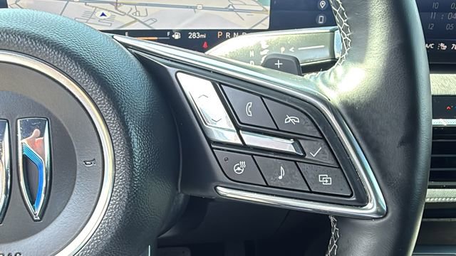 Used 2025 Buick Enclave Preferred image 18