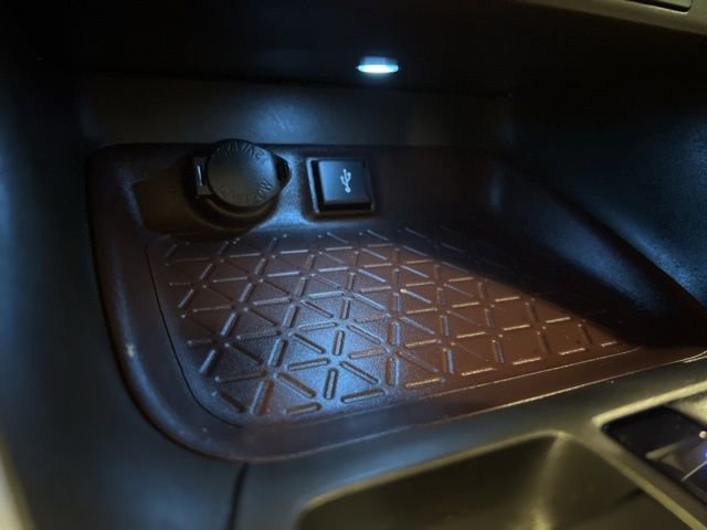 Used 2022 Toyota RAV4 Limited w/ Limited Grade Weather Package image 32