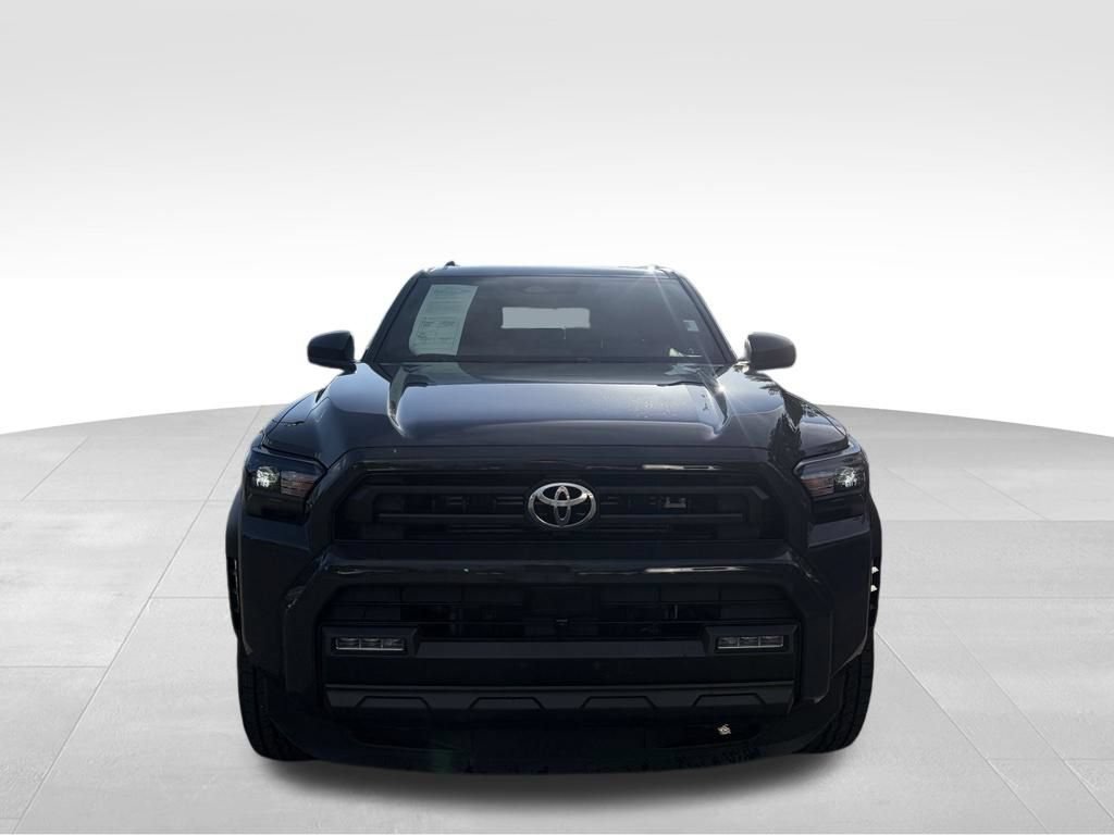 Used 2025 Toyota 4Runner SR5 AWD/4WD image 2