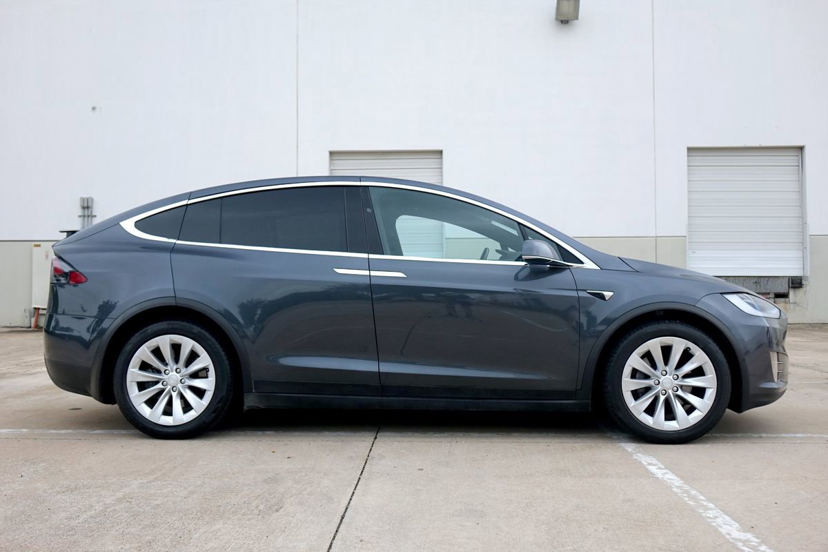 Used 2018 Tesla Model X 100D AWD/4WD image 13