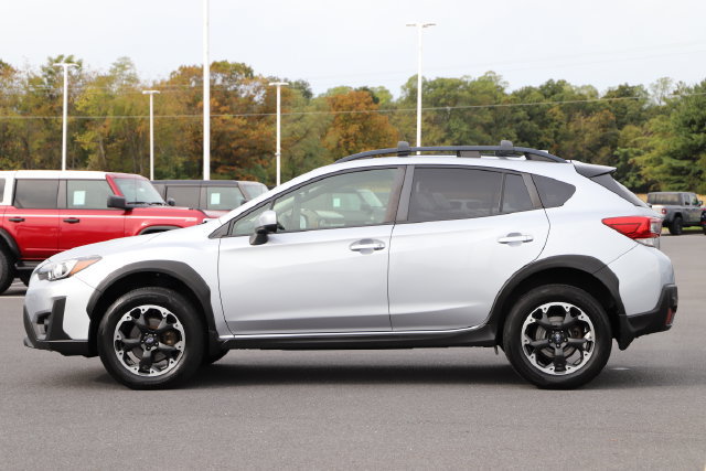 Used 2021 Subaru Crosstrek 2.0i Premium w/ Moonroof Package AWD/4WD image 3