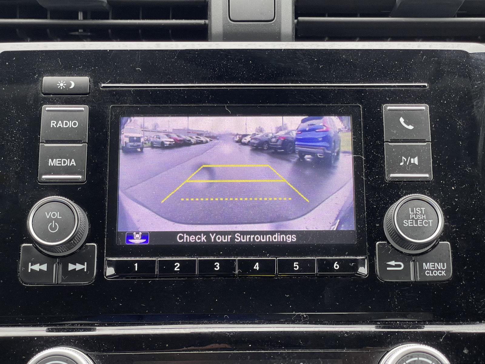 Used 2019 Honda Insight LX image 10