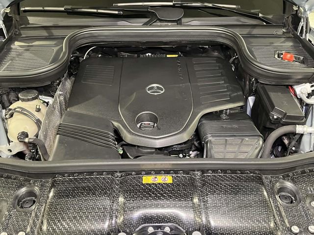 Used 2025 Mercedes-Benz GLS 450 4MATIC image 26
