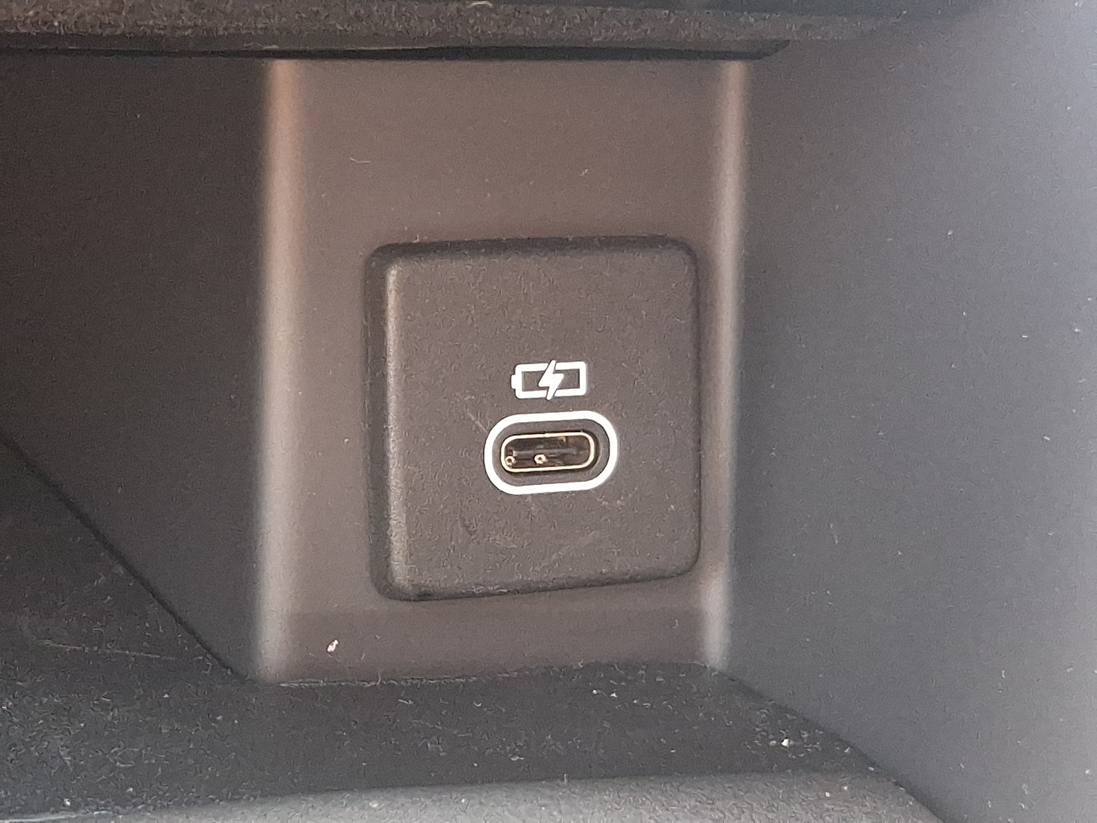 Used 2025 Land Rover Discovery Dynamic SE AWD/4WD image 26