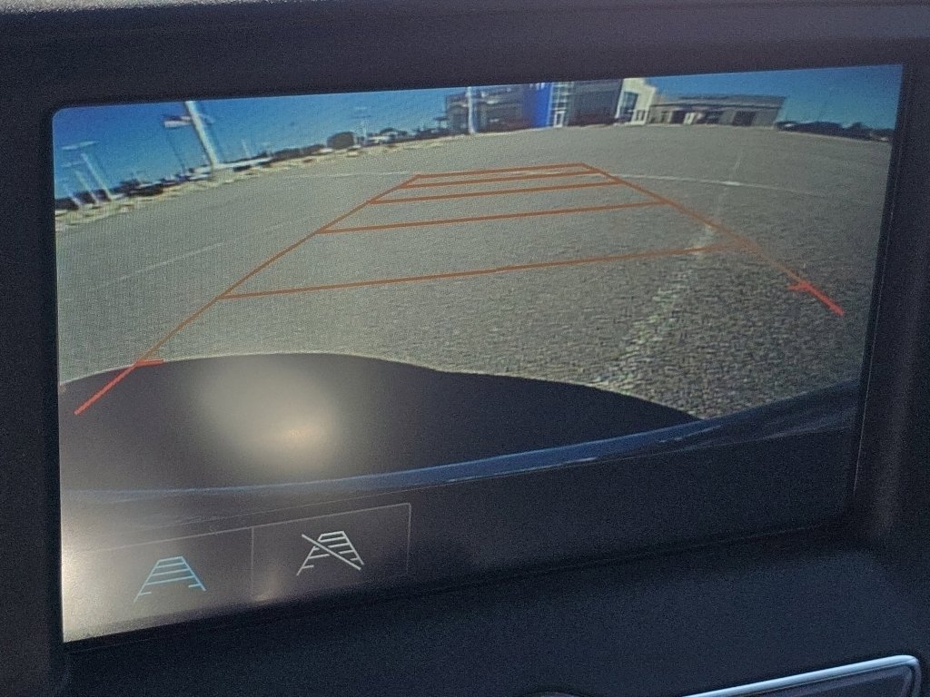 Used 2017 Chevrolet Camaro LT image 9