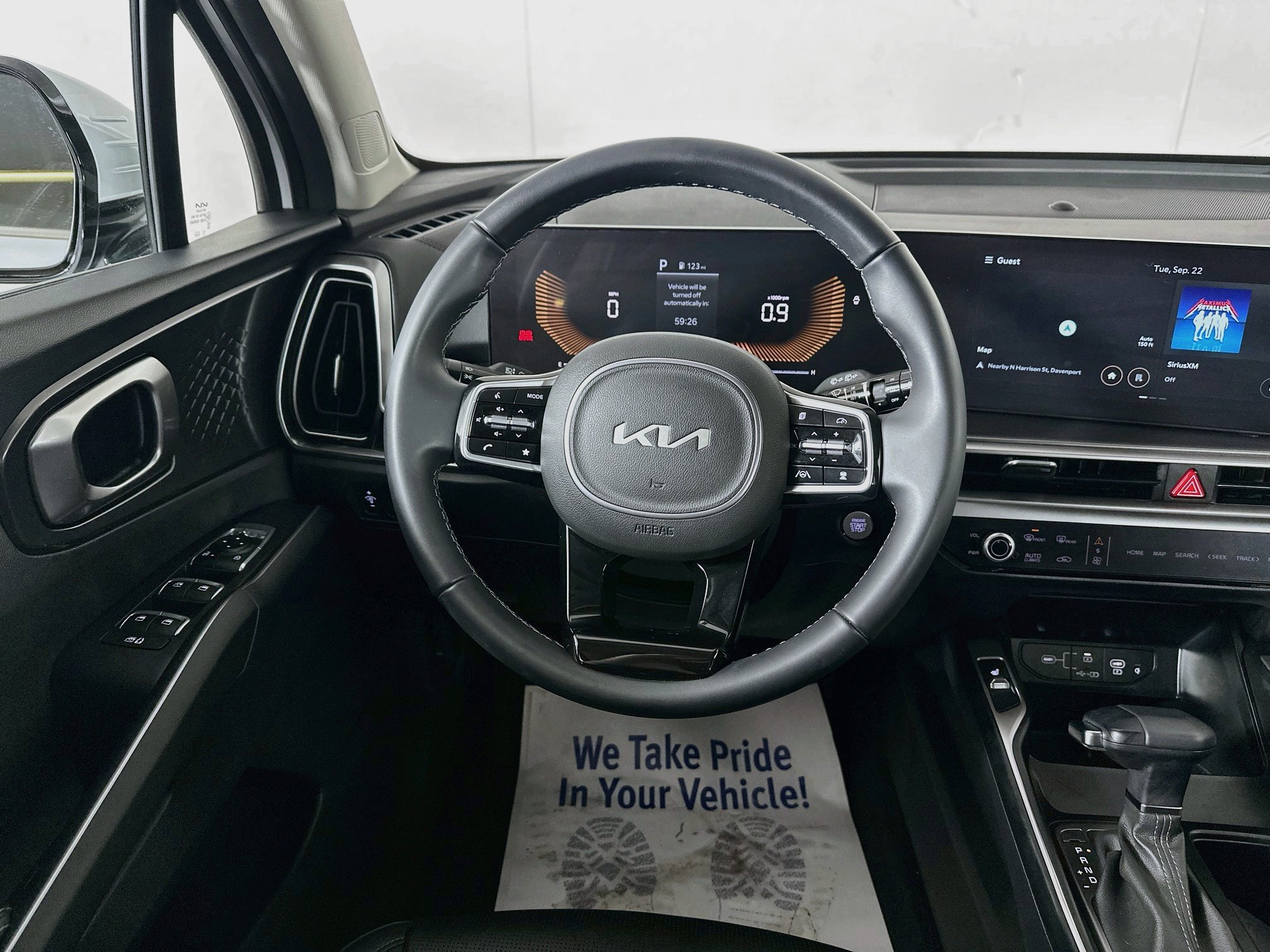 Certified 2025 Kia Sorento S w/ Panoramic Sunroof Package FWD image 22