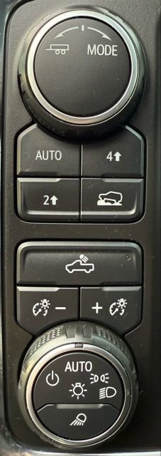 Used 2022 Chevrolet Silverado 1500 LT w/ Safety Package image 22