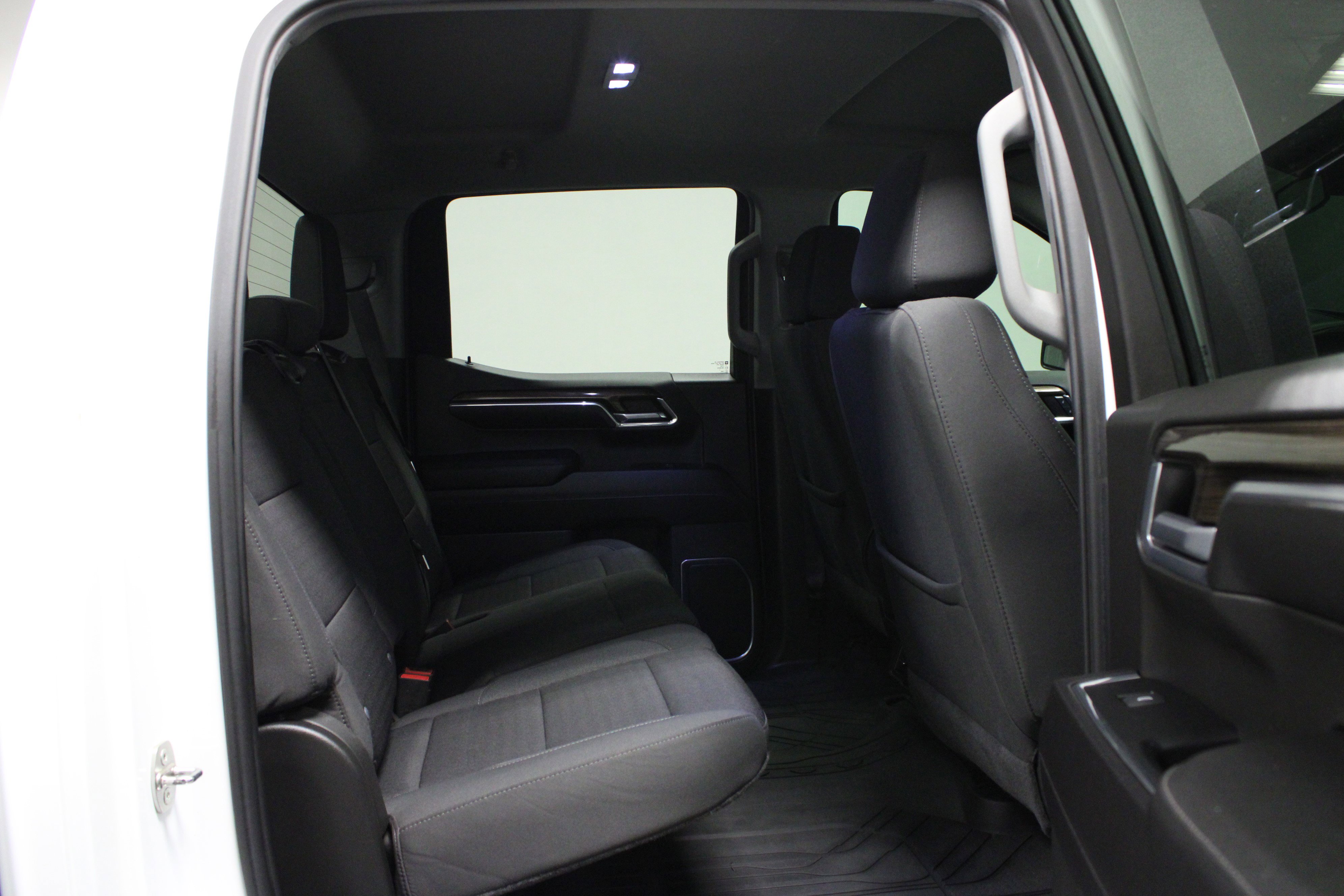 Used 2023 Chevrolet Silverado 1500 LT w/ Protection Package image 15