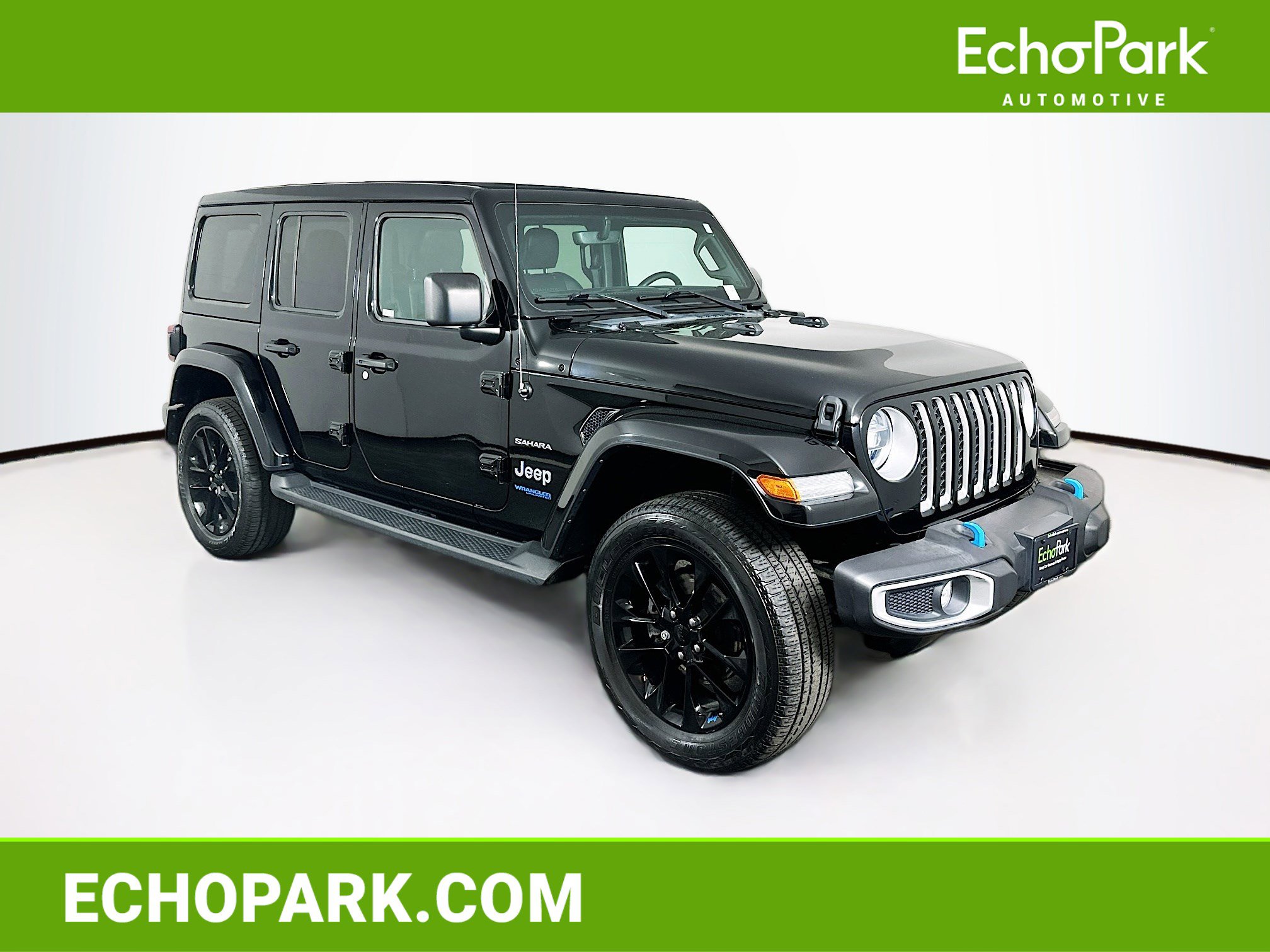 Used 2022 Jeep Wrangler Unlimited Sahara w/ Cold Weather Group AWD/4WD image 1