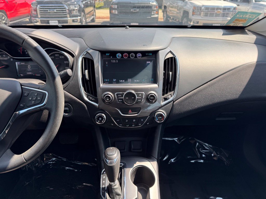 Used 2016 Chevrolet Cruze LT w/ Sun And Sound Package FWD image 2