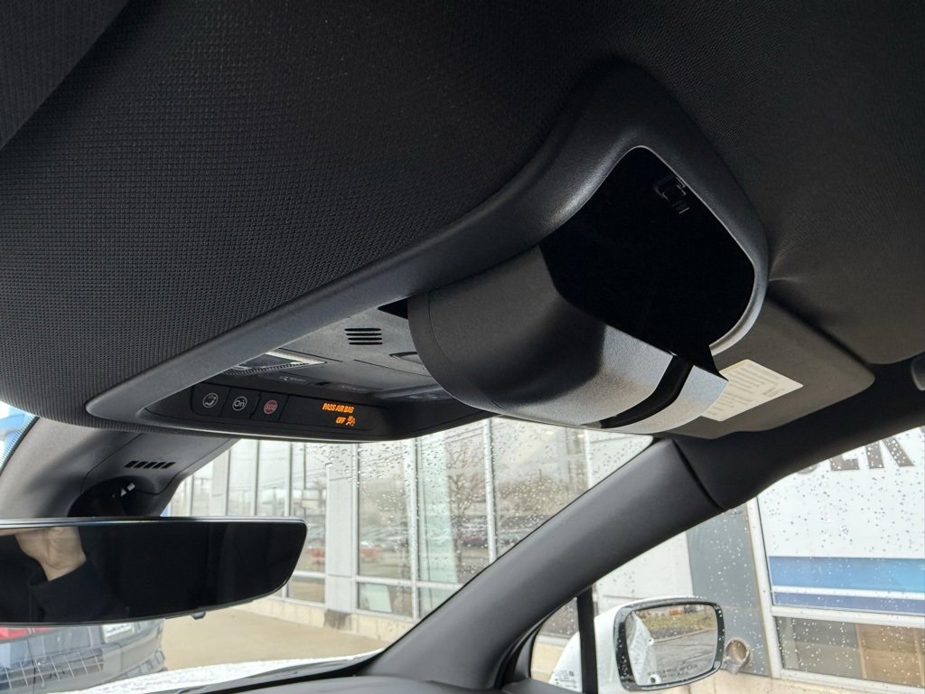 Used 2022 Buick Enclave Premium image 27