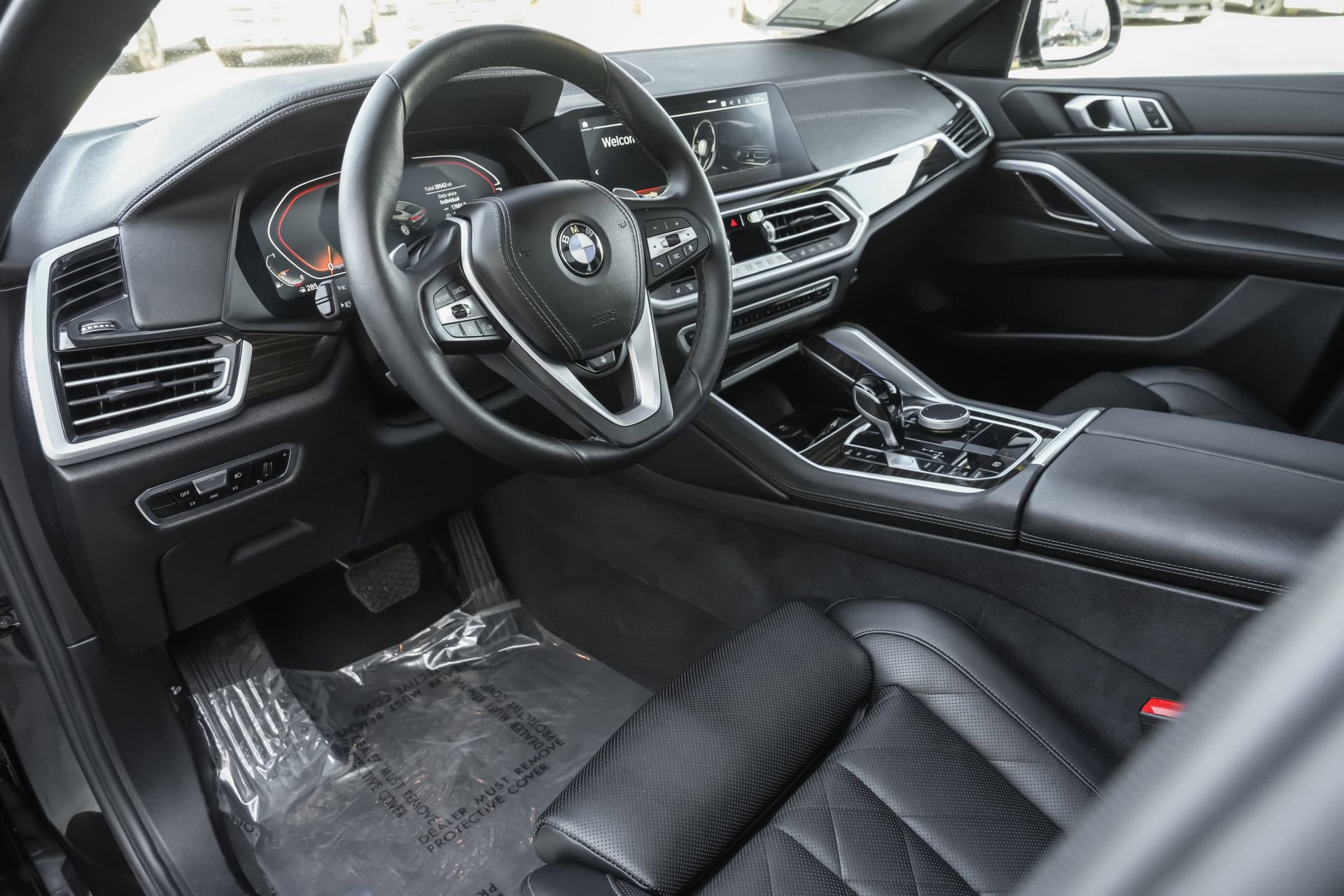 Used 2023 BMW X6 xDrive40i w/ Climate Comfort Package image 6