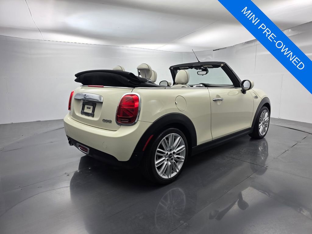 Used 2020 MINI Cooper Convertible image 4