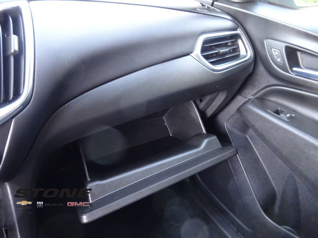 Used 2021 Chevrolet Equinox LT image 29