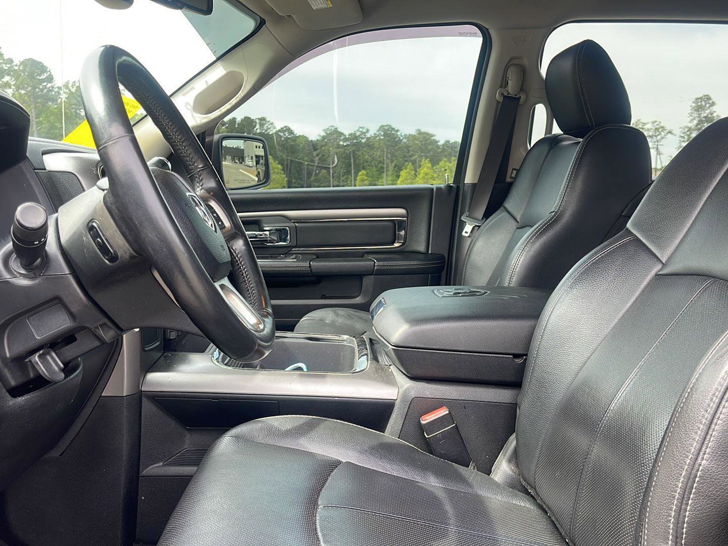Used 2018 RAM 2500 Laramie w/ Sport Appearance Group AWD/4WD image 13
