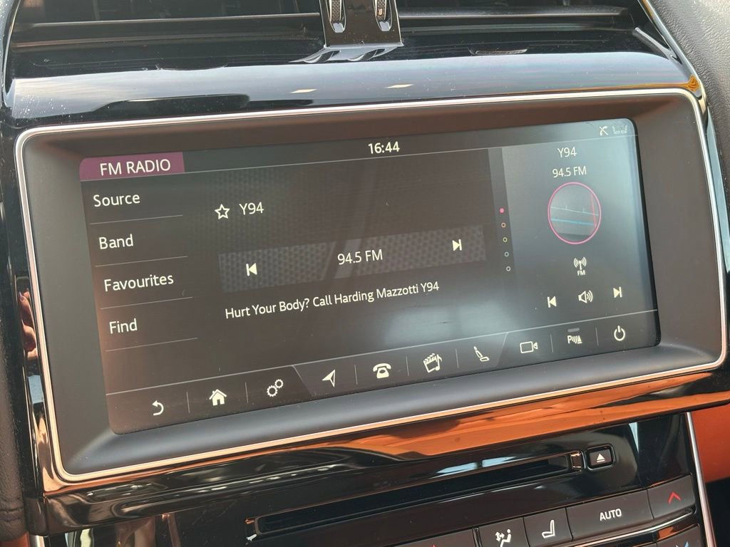 Used 2018 Jaguar XE Portfolio RWD image 38