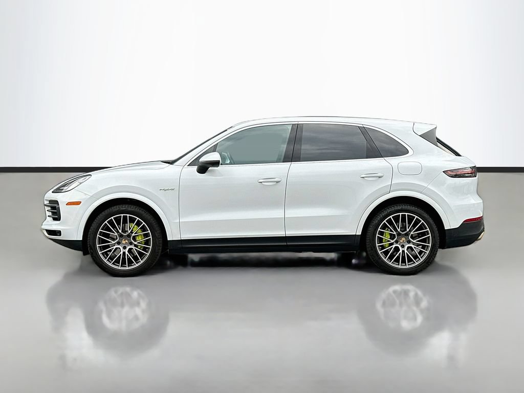 Certified 2020 Porsche Cayenne E-Hybrid AWD/4WD image 2